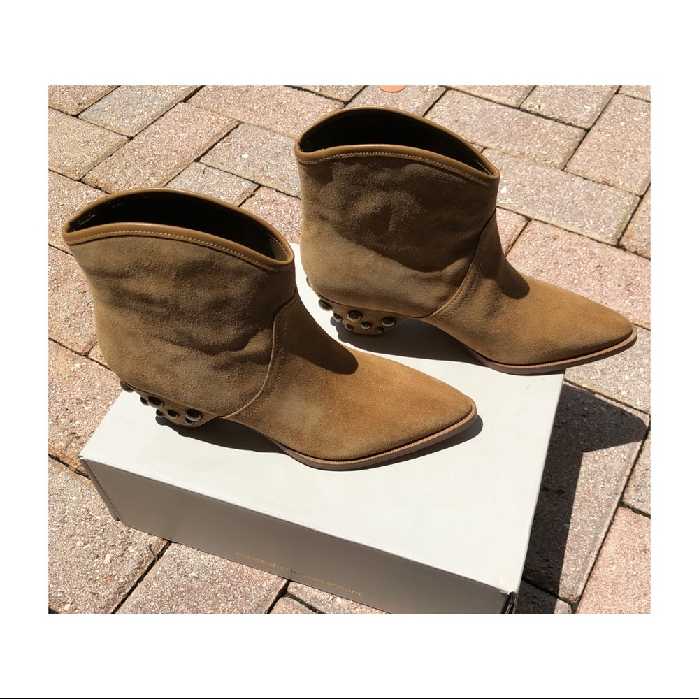 Marc Fisher NWT suede booties w/ studs, 5.5